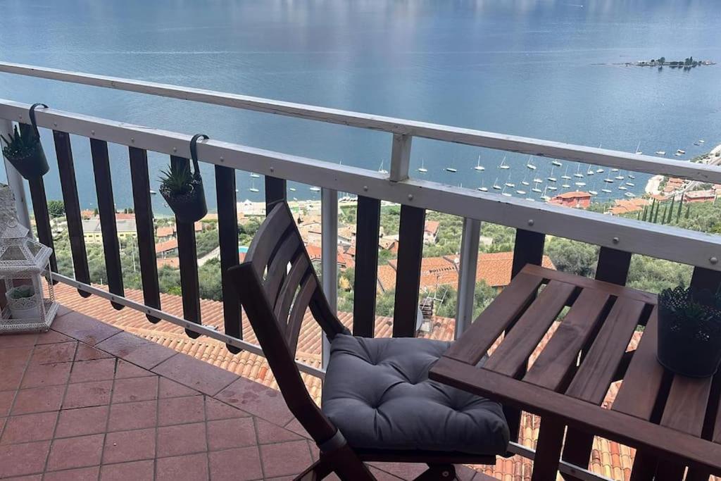 Sheila House Apartment Brenzone sul Garda Bagian luar foto
